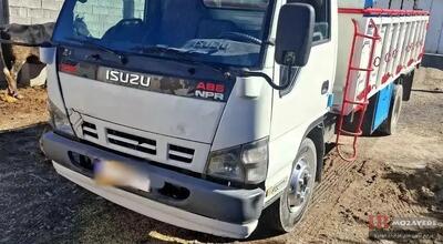 حراج 11 دستگاه کامیون ایسوزو 6 تن های کارکرده (شرکت داماش) در مدل های 84