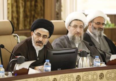  نماینده ولی فقیه در آذربایجان غربی: ارتباط میان حوزه‌های علمیه شیعه و سنی تقویت شود
