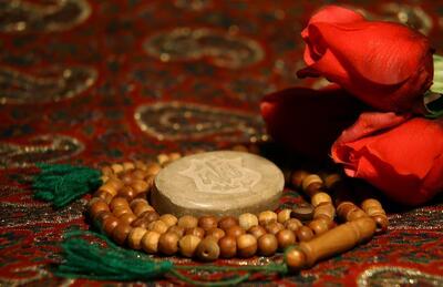  چه نمازی برای لیالی بیض توصیه شده است؟