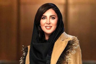  استایل لیلا بلوکات در کف خیابان های پاریس