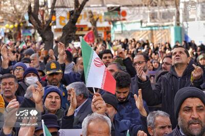 مسائل داخل خانه را خودمان، داخل خانه حل می‌کنیم