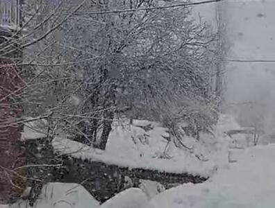  بارش برف در روستای بلچه‌سور مریوان