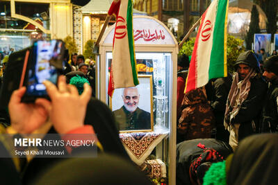  زائران خارجی مرقد شهید سلیمانی چه می گویند؟