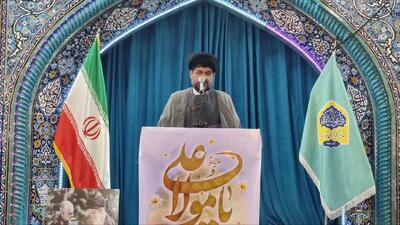  امام جمعه گناوه: بین اعتراض و اغتشاش باید تفاوت قائل شد