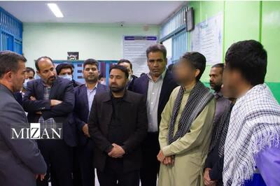 دادستان مرکز استان سیستان و بلوچستان از زندان‌های سراوان و خاش بازدید کرد