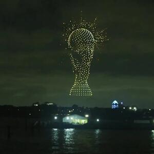 ویدئو: آتش بازی شروع سال 2026 با تم جام جهانی - پارس فوتبال