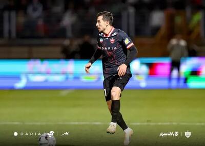 احتمال بالای حضور فرشاد احمدزاده در تیم فولاد