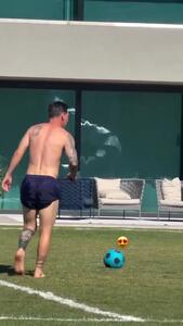 ویدئو: تمرین‌های فوق ستاره آرژانتینی در خانه - پارس فوتبال