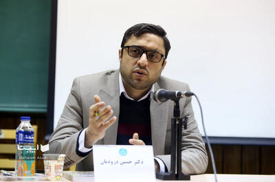 یک کارشناس اقتصادی: تثبیت دستوری نرخ ارز به ثبات اقتصادی منجر نمی شود/باید واقع بین بود