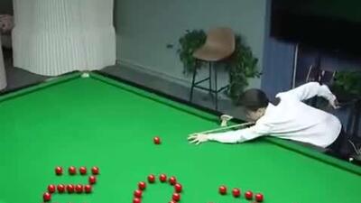  پان شیائوتینگ، قهرمان اسنوکر جهان، شما را دعوت می‌کند تا «با یک ضربه به استقبال سال نو بروید» - 2026-2025