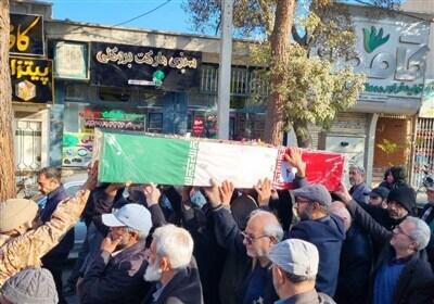 فحاشی و سنگ‌پرانی اغشتاشگران در تشییع شهید خدایاری