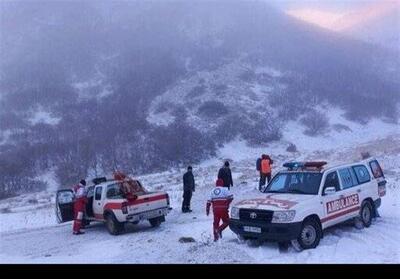 4 کوهنورد گرفتار در تنگه ارغوان به آغوش خانواده بازگشتند - تسنیم