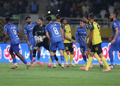 آدان در نقش‌جهان همان که استقلال می‌خواست!