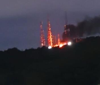 آمریکا به ونزوئلا حمله کرد؛ انفجارهای متعدد در کاراکاس، برق منطقه جنوبی قطع شد