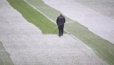 برف و یخ‌بندان رسید؛ لیگ برتر تعطیل می‌شود؟