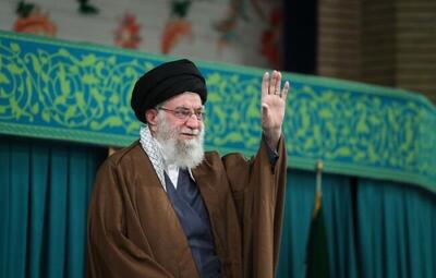  پنجره متفاوتی به دیدار روز میلاد امیرالمومنین و در سالگرد شهید سلیمانی در حسینیه امام خمینی (فیلم)