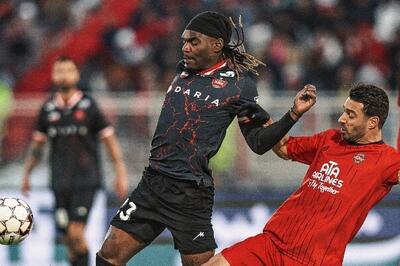 ۲ ستاره در نزدیکی پرسپولیس، سومین خروجی مشخص شد