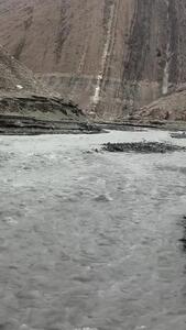 تصاویر افزایش آب ورودی به سد کرج؛ حجم آب در حرکت به سوی سد را ببینید