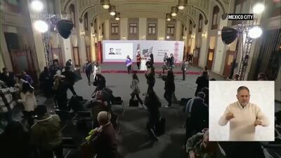  زلزله نشست خبری رئیس‌جمهور مکزیک را مختل کرد