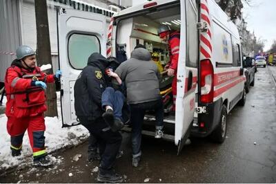  پیشروی روسیه در شرق اوکراین؛ هزاران غیرنظامی از مناطق درگیری تخلیه شدند