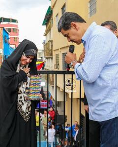 تصویر سحر امامی در کنار مادورو