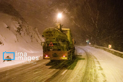 ترافیک سنگین در محور هراز / انسداد چند محور شریانی و غیرشریانی به دلیل بارش برف و باران