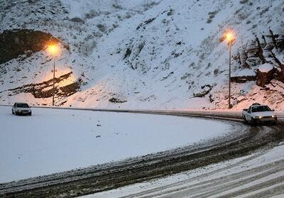 وضعیت ترافیکی و جوی محورهای شمالی؛ جاده چالوس روان، هراز سنگین