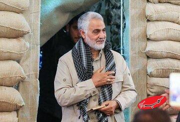  انتشار عکسی منتشر نشده از سردار سلیمانی در کنار همرزم قدیمی‌اش - کلبه سرگرمی
