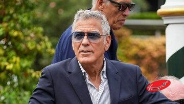  جورج کلونی پاسخی تند به حملات ترامپ داد: «باید آمریکا را دوباره عظیم کنیم؛ از نوامبر شروع می‌کنیم» - کلبه سرگرمی