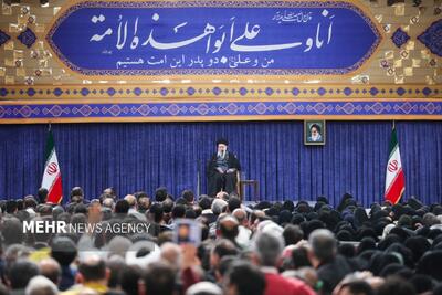 رهبر انقلاب: بازاری‌ها وفادارترین قشر به نظام اسلامی هستند/ ر مقابل دش