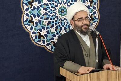  باباخانی: مداحی و شعر قدرت احیای انسان‌ها را دارد