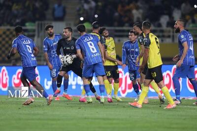 پاشازاده: پیروزی مقابل سپاهان به‌موقع بود و کمک کرد تا وارد بحران نشویم/ استقلال توان جنگیدن در ۳ جبهه را ندارد - پارس فوتبال