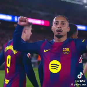 ویدئو: درخشش رافینیا با پیراهن بارسلونا - پارس فوتبال