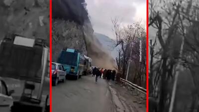  فیلم مسدود شدن جاده ها بر اثر زلزله
