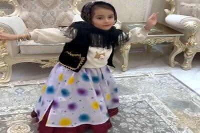  آواز شادانه؛ ای ننه دختر تربچه رقص شمالی و آذری رو ترکیب کرده بمب انرژیه