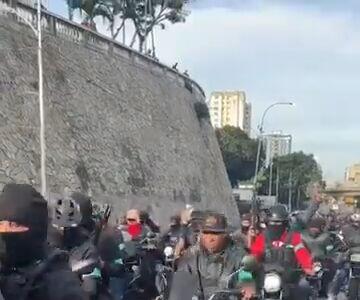 راهپیمایی موتوری حامیان مادورو در خیابان‌های کاراکاس!