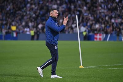 فرانچسکو فاریولی از نیمکت چلسی فاصله گرفت: بدون شک در پورتو می‌مانم