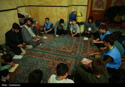 اعتکاف دانش‌آموزی با حضور 1200 نوجوان در مسجد جمکران - تسنیم