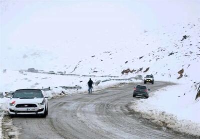 بارش برف در محورهای شمالی و ترافیک سنگین در محور هراز - تسنیم