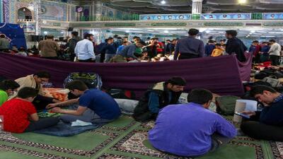 گزارش تصویری از برگزاری مراسم معنوی اعتکاف در محله گورت اصفهان