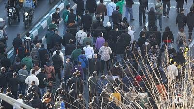 ادامه اعتراضات در برخی شهرها