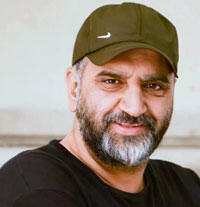  تفریح عجیب و خطرناک آقای بازیگر با وانت حامل سبزی!