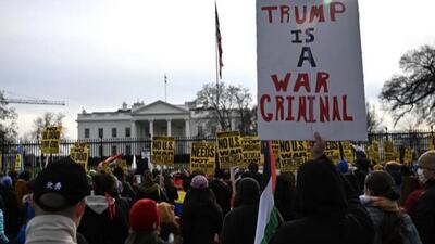 تجمع مقابل کاخ سفید در اعتراض به بازداشت مادورو