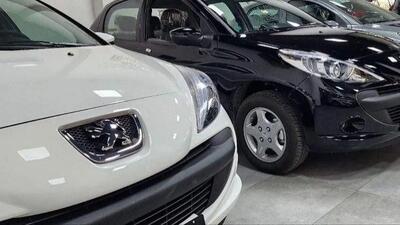  پیش‌بینی کارشناس درباره وضعیت بازار خودرو در روزهای آینده / آیا سقوط ناگهانی قیمت خودرو در راه است؟ | اندیشه قرن