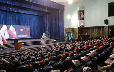  استاندار آذربایجان شرقی:پیگیر تامین مالی تجهیزات بیمارستان جامع سرطان به ارزش ۵۰ میلیون یورو هستیم