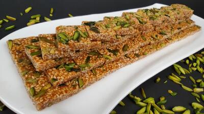  طرز تهیه سوهان کنجدی؛ ساده و خوشمزه