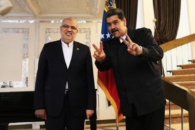  احمدی‌نژاد و معماران بدهی ۲ میلیارد دلاری ونزوئلا محاکمه شوند