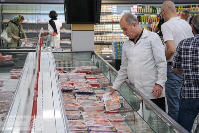 مرغ ارزان شد؟ / اثر تخصیص ارز ترجیحی بر بازار مرغ و گوشت