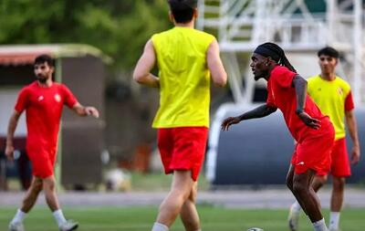 غیبت بیفوما در تمرین پرسپولیس