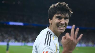 گل چهارم رئال مادرید به رئال بتیس (هت تریک و سوپرگل گونزالو گارسیا)